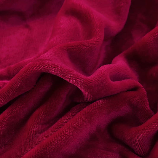 Holiday Red Sherpa Throw Blanket – Ultra Soft Cozy Gift for Winter Nights